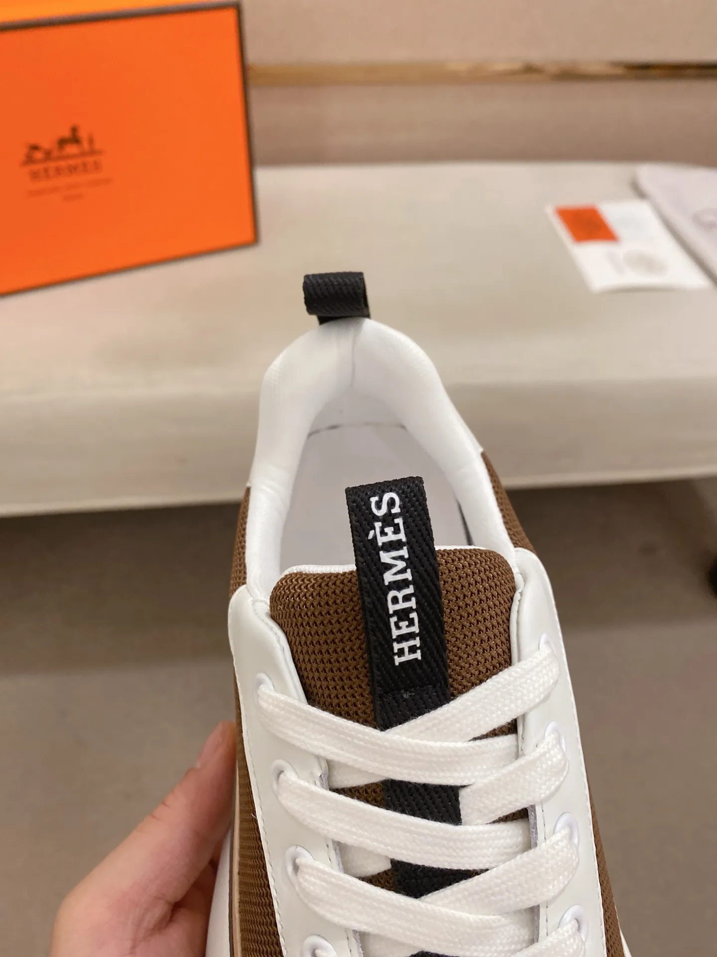 Men's clothing and shoes💰: 620💰《HERMES》【Classic Original Version】Hermès; Top 🔝 Purchasing Agency 🔍🔍Men's latest 🇺🇸 counters are on sale simultaneously, original imported from Italy ▲▲Silk cowhide with breathable fabric ▲▲ (high-end and expensive Qi·Grade) Exquisite workmanship (Italian 🇮🇹Imported water-dyed 🐂cowhide lining) Sole: Original sole provided by the original factory, ⚠️Exclusive double-layer activity·TPR·Rubber·Combined molded outsole; Super·comfortable·wear-resistant·non-slip·environmental protection The real thing is more beautiful if you take the real thing (high quality, follow the order), you can enter and exit the counter at will * Number of yards: 38·39·40·41·42·43·44# (can be customized 45.)